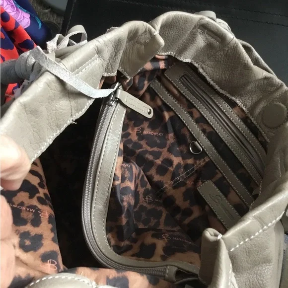 B Markowsky taupe fringed leather bag - Picture 6 of 9